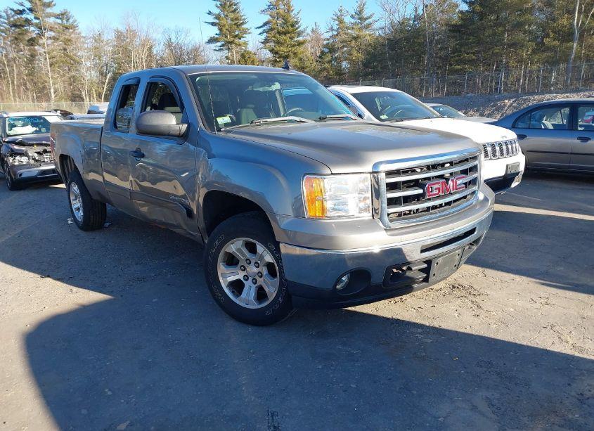 2013 Gmc Sierra 1500 SLE (VIN 1GTR2VE72DZ262172) main photo