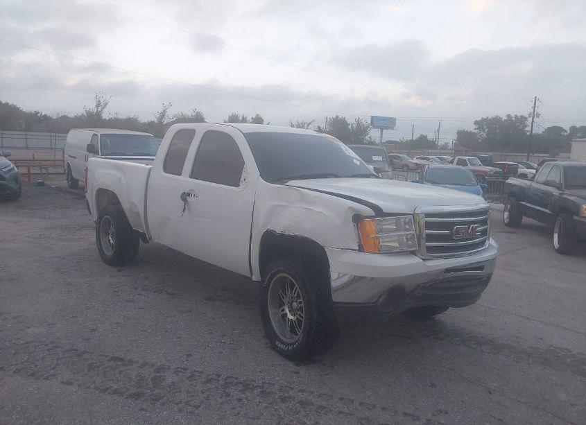 2013 Gmc Sierra 1500 SLE (VIN 1GTR2VE75DZ121872) main photo