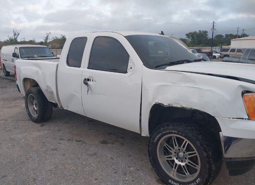 Photo 17 of 2013 Gmc Sierra 1500 SLE (VIN 1GTR2VE75DZ121872)