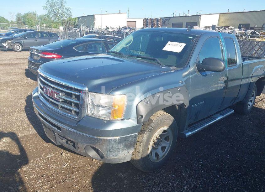 Photo 2 of 2013 Gmc Sierra 1500 SLE (VIN 1GTR2VE77DZ392142)