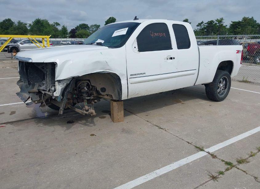 Photo 2 of 2013 Gmc Sierra 1500 SLE (VIN 1GTR2VE7XDZ358695)