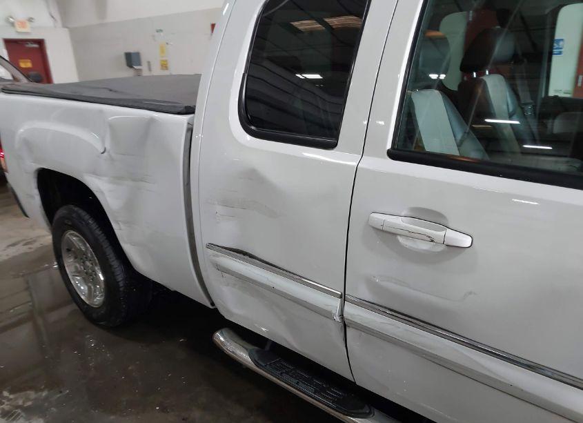 Photo 6 of 2011 Gmc Sierra 1500 SLT (VIN 1GTR2WE21BZ432433)