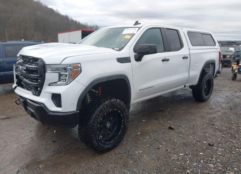 Photo 2 of 2019 Gmc Sierra 1500 (VIN 1GTR9AEF8KZ196218)