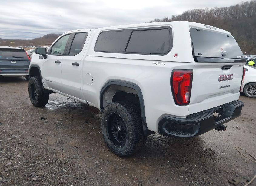 Photo 3 of 2019 Gmc Sierra 1500 (VIN 1GTR9AEF8KZ196218)