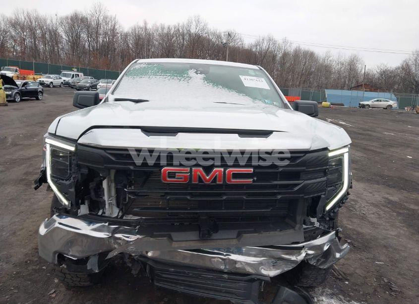 Photo 12 of 2023 Gmc Sierra 1500 4WD DOUBLE CAB STANDARD BOX PRO (VIN 1GTRUAED1PZ256926)