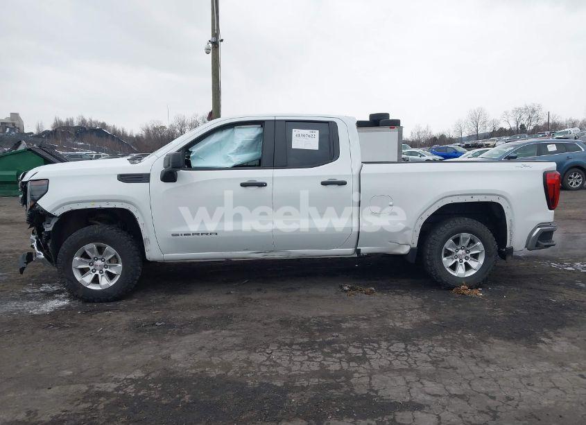 Photo 14 of 2023 Gmc Sierra 1500 4WD DOUBLE CAB STANDARD BOX PRO (VIN 1GTRUAED1PZ256926)