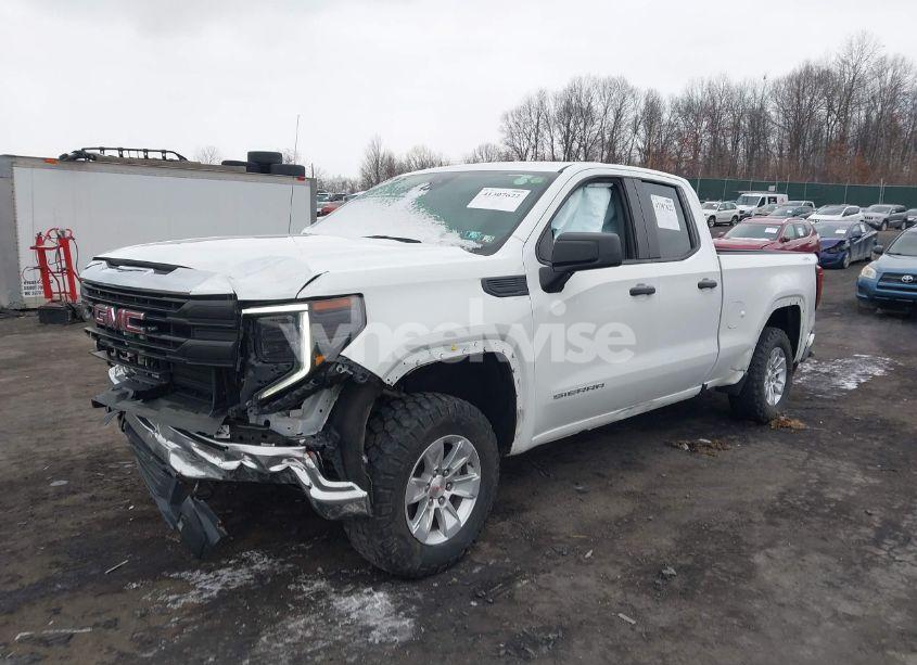 Photo 2 of 2023 Gmc Sierra 1500 4WD DOUBLE CAB STANDARD BOX PRO (VIN 1GTRUAED1PZ256926)