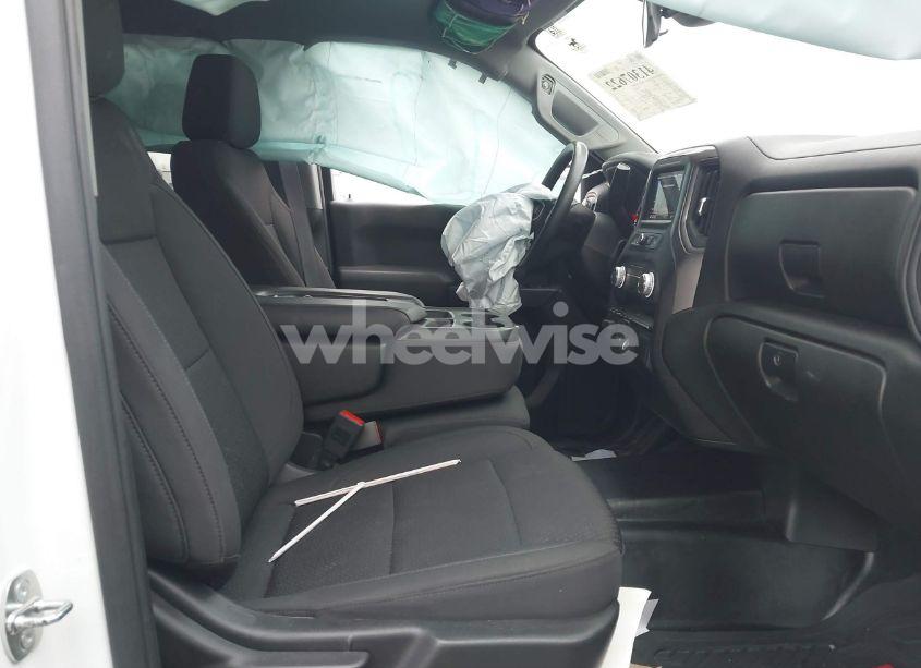 Photo 5 of 2023 Gmc Sierra 1500 4WD DOUBLE CAB STANDARD BOX PRO (VIN 1GTRUAED1PZ256926)