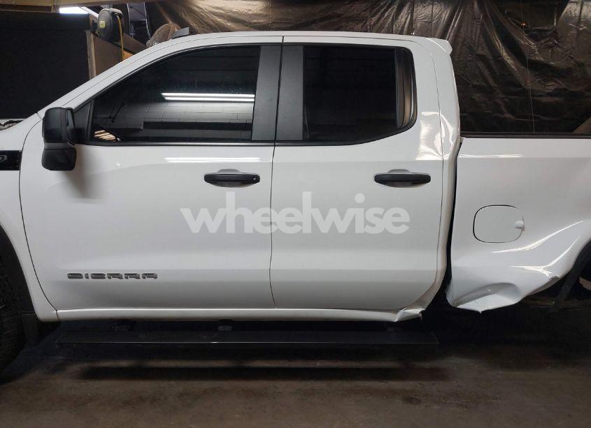 Photo 14 of 2023 Gmc Sierra 1500 4WD DOUBLE CAB STANDARD BOX PRO (VIN 1GTRUAED6PZ280932)