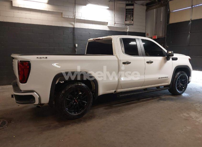 Photo 4 of 2023 Gmc Sierra 1500 4WD DOUBLE CAB STANDARD BOX PRO (VIN 1GTRUAED6PZ280932)