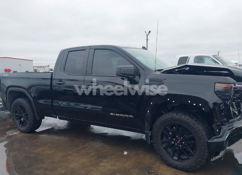 Photo 13 of 2023 Gmc Sierra 1500 4WD DOUBLE CAB STANDARD BOX PRO (VIN 1GTRUAEK5PZ293993)