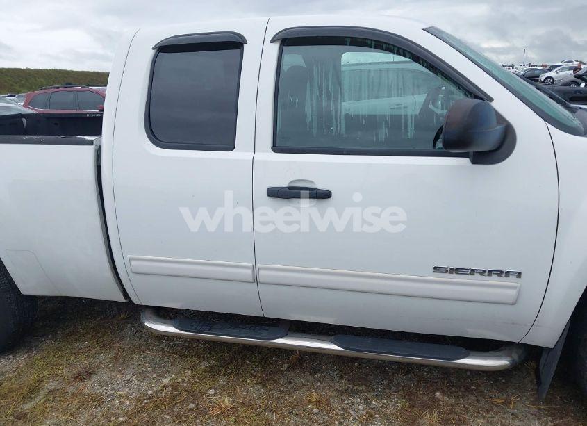 Photo 13 of 2010 Gmc Sierra 1500 SL (VIN 1GTSCUEA1AZ279903)