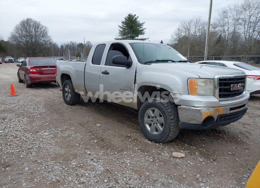2010 Gmc Sierra 1500 SLE (VIN 1GTSCVE02AZ115945) main photo