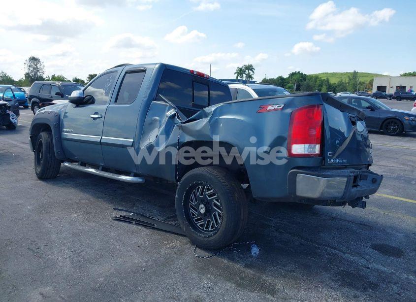 Photo 3 of 2010 Gmc Sierra 1500 SLE (VIN 1GTSCVE07AZ212865)