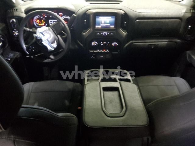 Photo 2 of 2020 GMC SIERRA K1500 (VIN 1GTU9AEF8LZ209433)