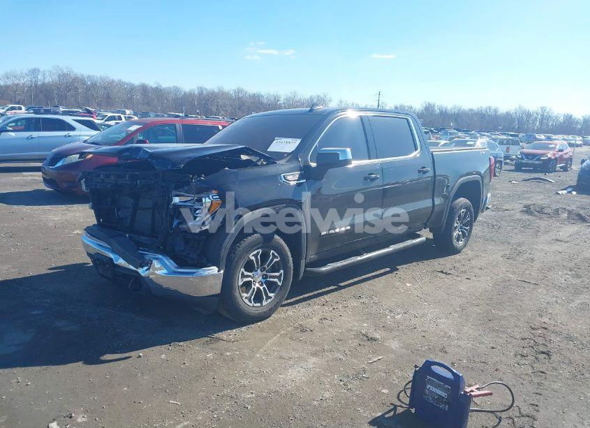 Photo 2 of 2020 Gmc Sierra 1500 4WD SHORT BOX SLE/4WD STANDARD BOX SLE (VIN 1GTU9BED3LZ261038)
