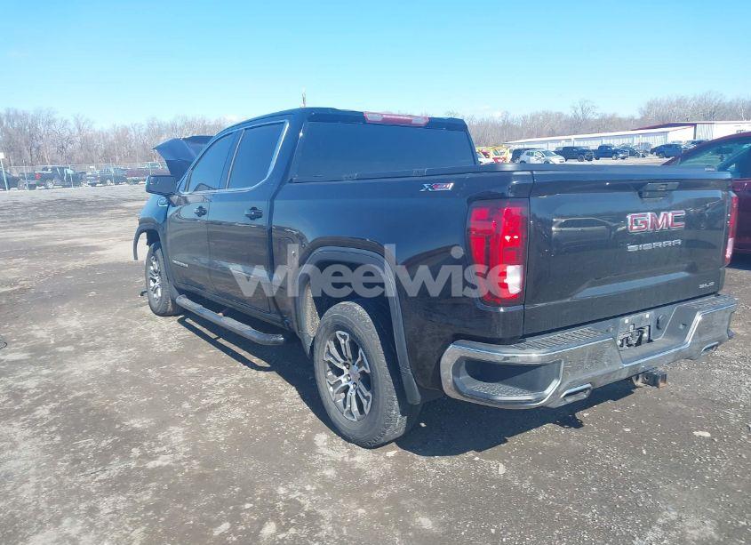 Photo 3 of 2020 Gmc Sierra 1500 4WD SHORT BOX SLE/4WD STANDARD BOX SLE (VIN 1GTU9BED3LZ261038)