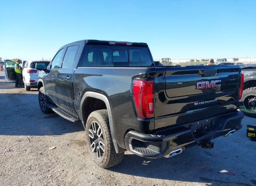 Photo 3 of 2022 Gmc Sierra 1500 LIMITED 4WD SHORT BOX AT4/4WD STANDARD BOX AT4 (VIN 1GTU9EET4NZ167410)
