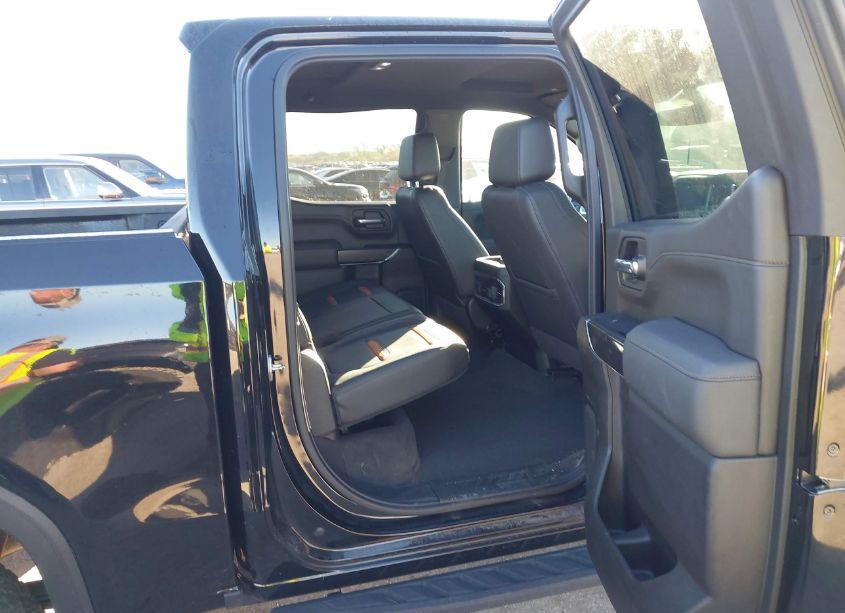 Photo 8 of 2022 Gmc Sierra 1500 LIMITED 4WD SHORT BOX AT4/4WD STANDARD BOX AT4 (VIN 1GTU9EET4NZ167410)