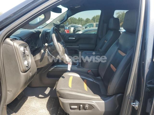 2021 GMC SIERRA K1500 AT4 N/A (VIN 1GTU9EET8MZ421845) main photo