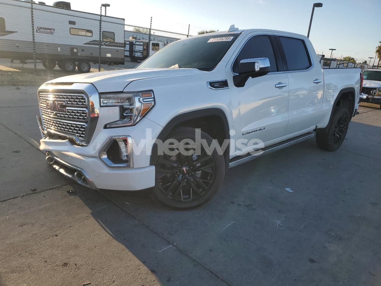 2021 GMC SIERRA K1500 DENALI (VIN 1GTU9FET7MZ239303) main photo
