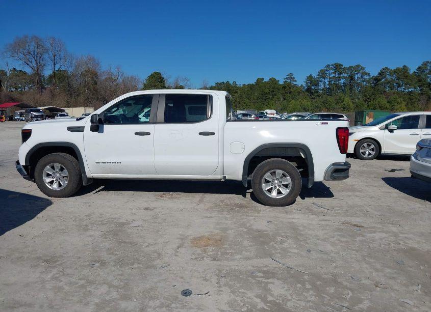 Photo 14 of 2022 Gmc Sierra 1500 4WD SHORT BOX PRO (VIN 1GTUUAED8NZ543963)