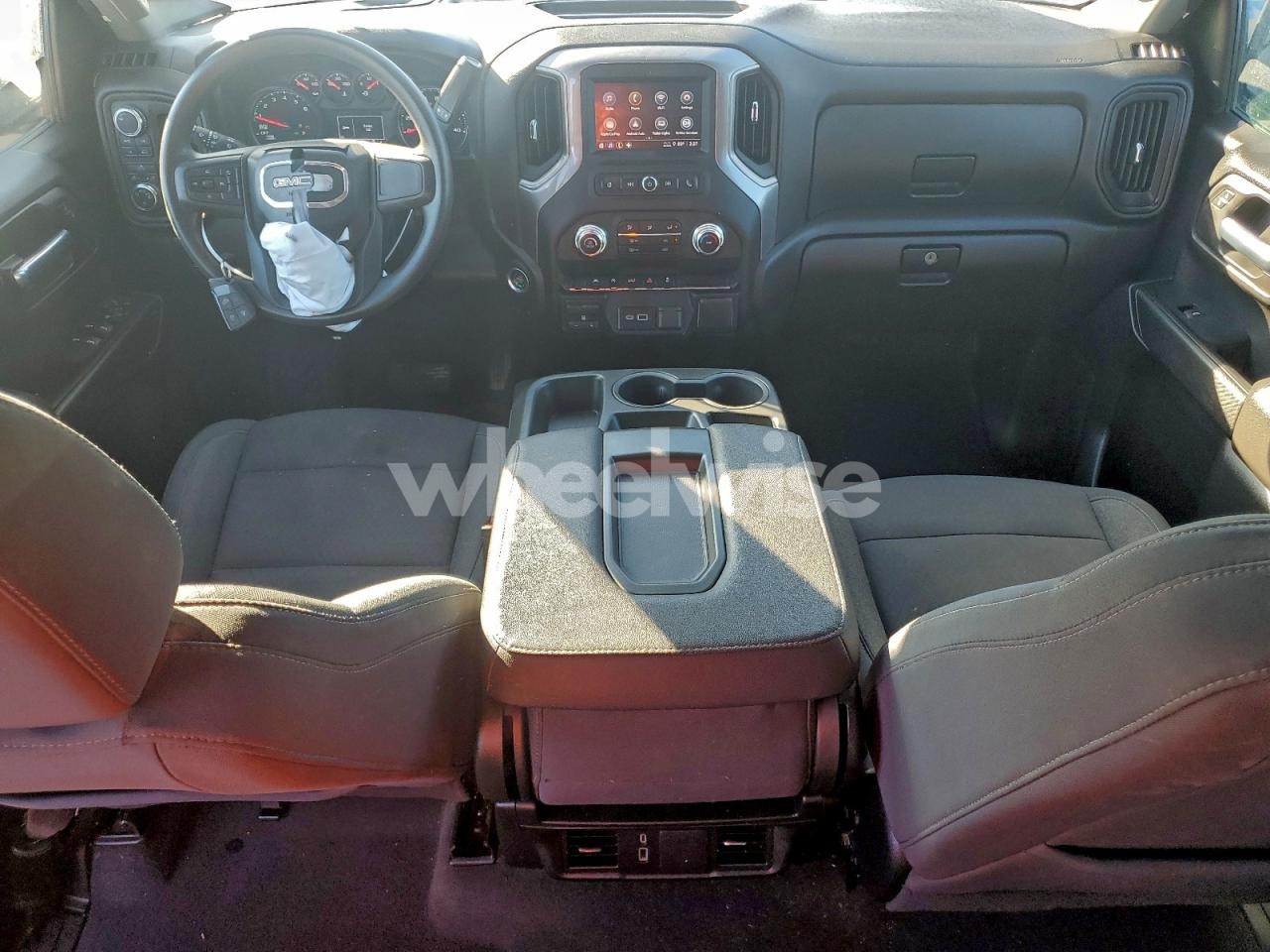 Photo 8 of 2024 GMC SIERRA K1500 (VIN 1GTUUAED9RZ117835)