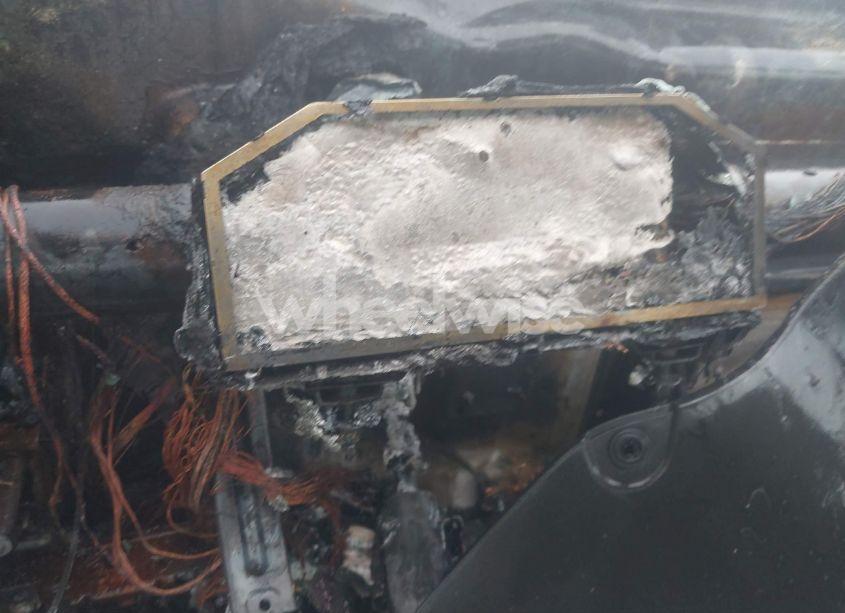 Photo 15 of 2023 Gmc Sierra 1500 4WD SHORT BOX SLE (VIN 1GTUUBE80PZ174821)