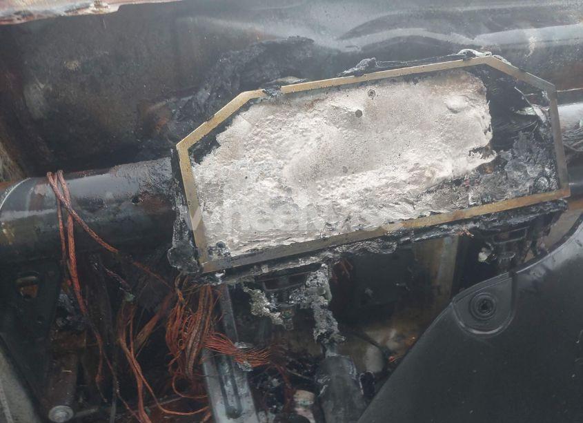 Photo 7 of 2023 Gmc Sierra 1500 4WD SHORT BOX SLE (VIN 1GTUUBE80PZ174821)