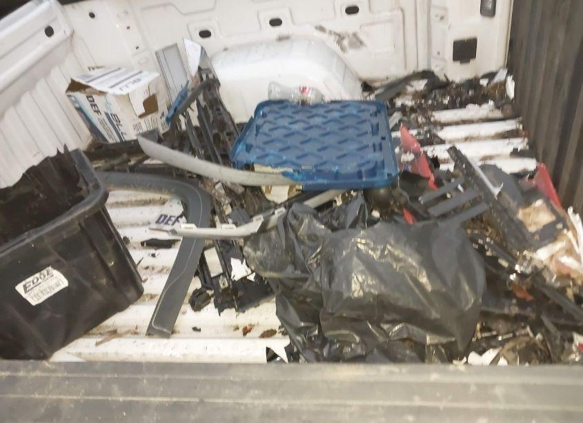 Photo 11 of 2023 Gmc Sierra 1500 4WD SHORT BOX SLE (VIN 1GTUUBE89PZ326921)