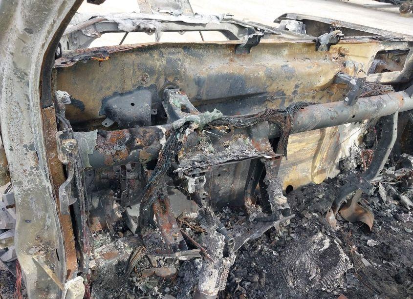 Photo 7 of 2024 Gmc Sierra 1500 4WD SHORT BOX ELEVATION WITH 3SB (VIN 1GTUUCE8XRZ228764)