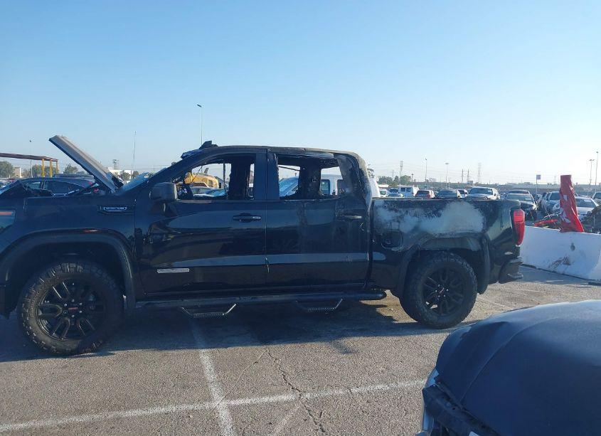 Photo 13 of 2022 Gmc Sierra 1500 4WD SHORT BOX ELEVATION WITH 3SB (VIN 1GTUUCED2NZ593155)