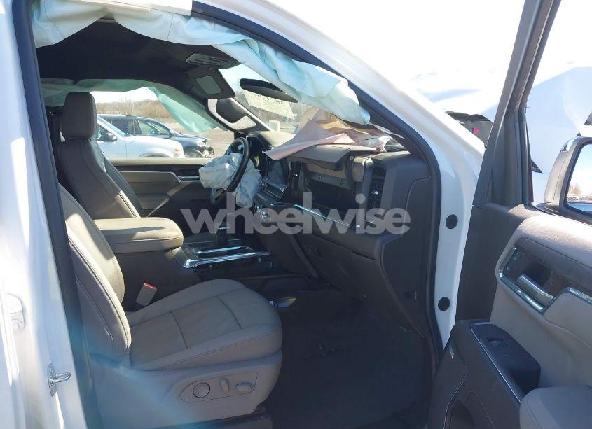 Photo 5 of 2023 Gmc Sierra 1500 4WD SHORT BOX SLT (VIN 1GTUUDE80PZ249576)