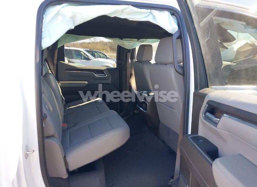 Photo 8 of 2023 Gmc Sierra 1500 4WD SHORT BOX SLT (VIN 1GTUUDE80PZ249576)