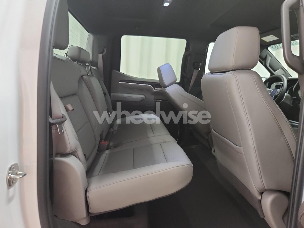 Photo 10 of 2026 GMC SIERRA K1500 SLT (VIN 1GTUUDED0TZ164244)