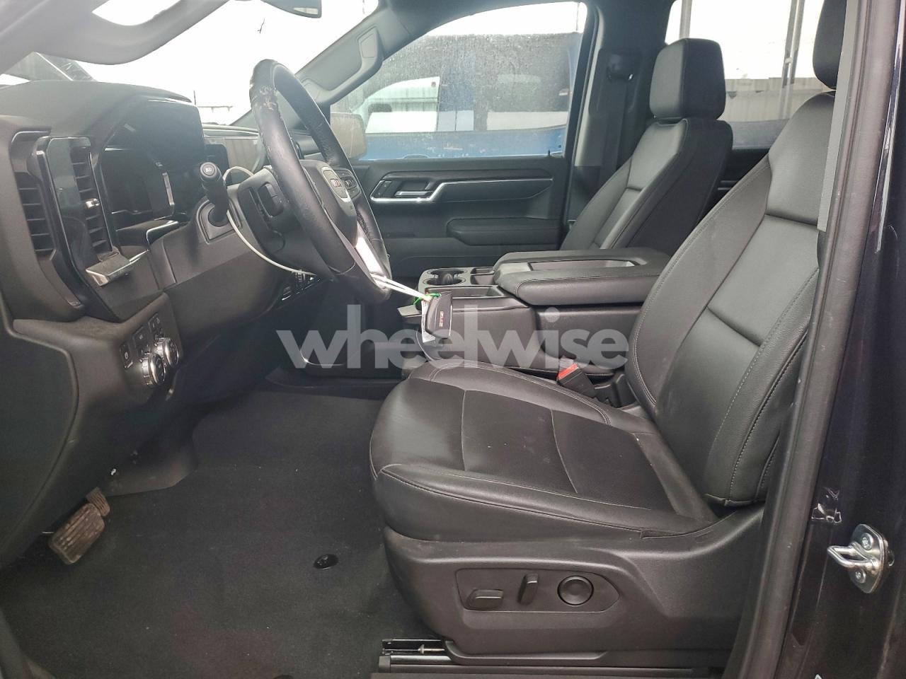 Photo 7 of 2025 GMC SIERRA K1500 SLT (VIN 1GTUUDED4SZ287740)