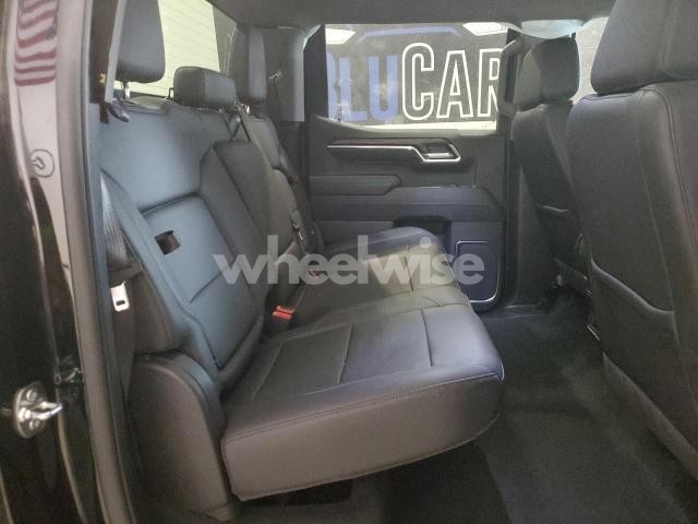 Photo 3 of 2025 GMC SIERRA K1500 SLT (VIN 1GTUUDED7SZ286873)