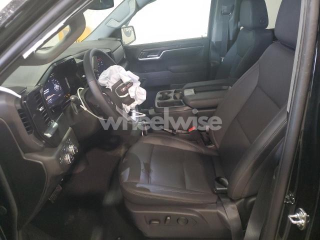 Photo 6 of 2025 GMC SIERRA K1500 SLT (VIN 1GTUUDED7SZ286873)