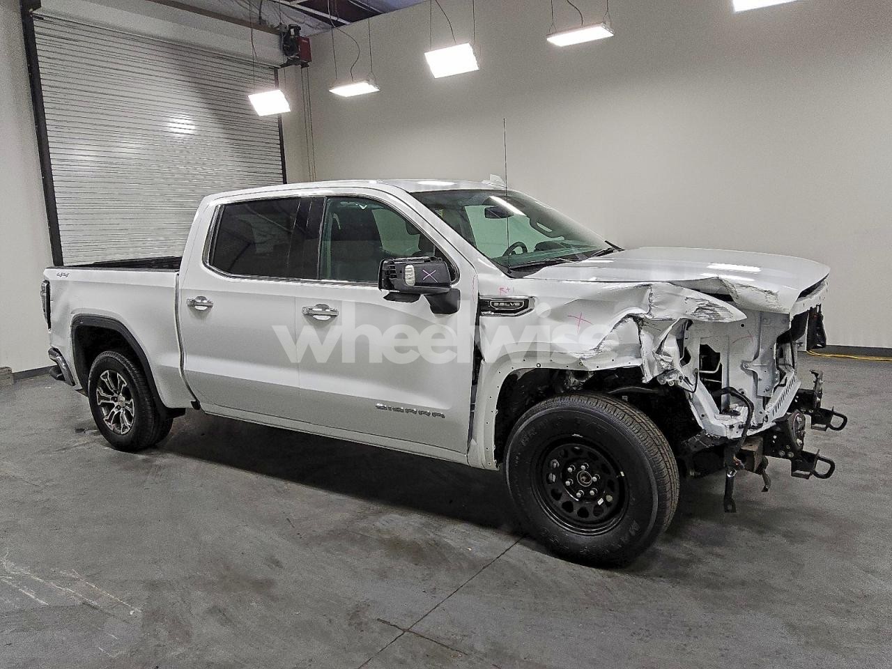 Photo 4 of 2026 GMC SIERRA K1500 SLT (VIN 1GTUUDED9TZ139682)