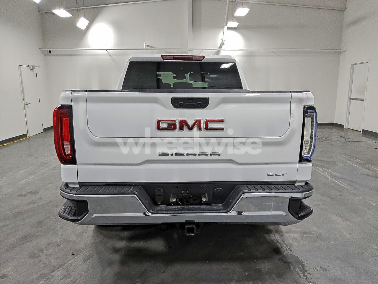 Photo 6 of 2026 GMC SIERRA K1500 SLT (VIN 1GTUUDED9TZ139682)