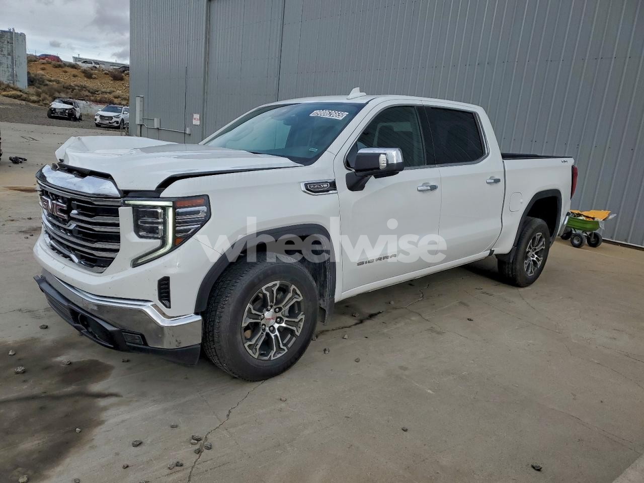 2025 GMC SIERRA K1500 SLT (VIN 1GTUUDEDXSZ231401) main photo