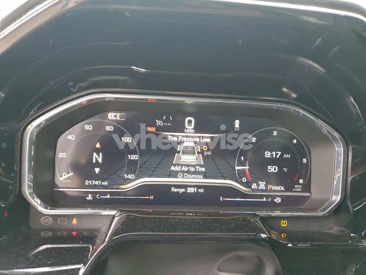 Photo 9 of 2025 GMC SIERRA K1500 SLT (VIN 1GTUUDEDXSZ231401)