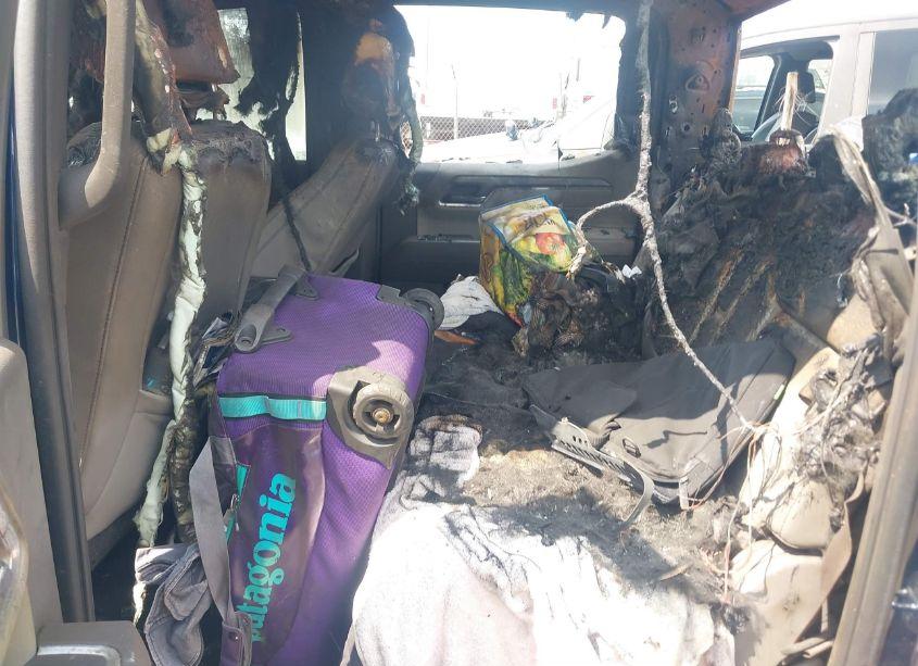 Photo 8 of 2022 Gmc Sierra 1500 4WD SHORT BOX SLT (VIN 1GTUUDET9NZ549697)