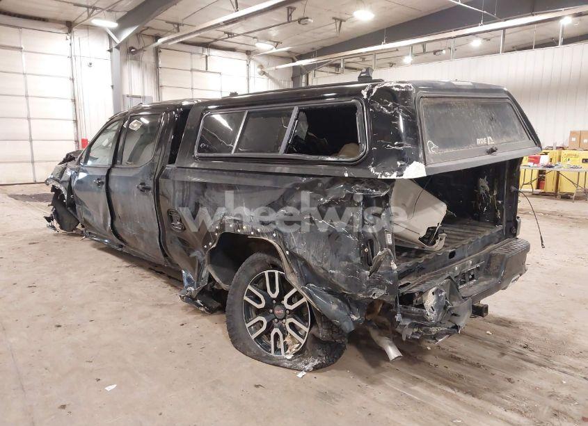 Photo 3 of 2023 Gmc Sierra 1500 4WD SHORT BOX AT4/4WD STANDARD BOX AT4 (VIN 1GTUUEE82PZ202975)