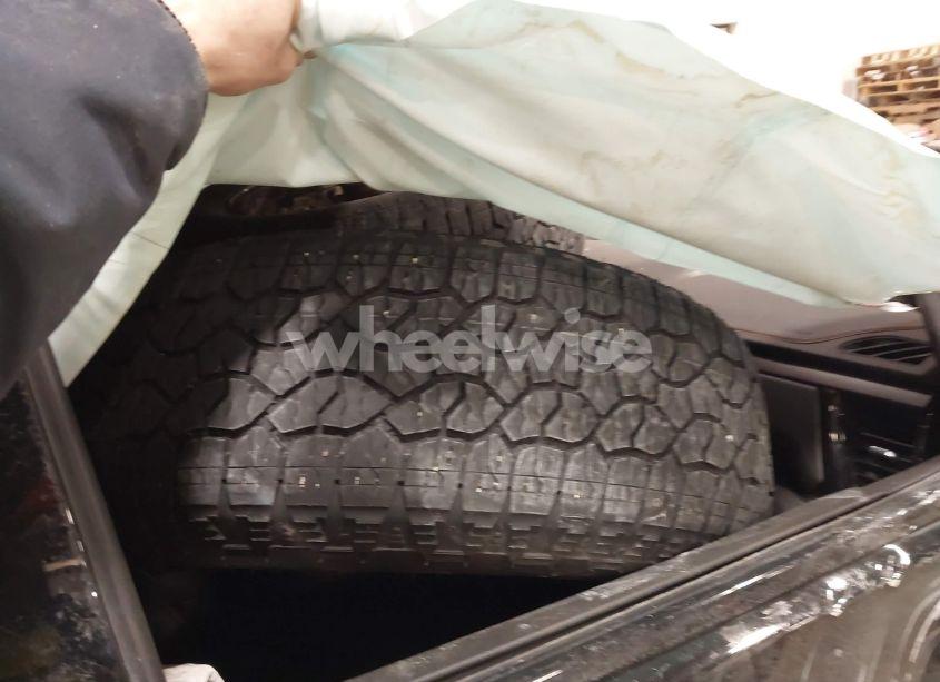 Photo 5 of 2023 Gmc Sierra 1500 4WD SHORT BOX AT4/4WD STANDARD BOX AT4 (VIN 1GTUUEE82PZ202975)