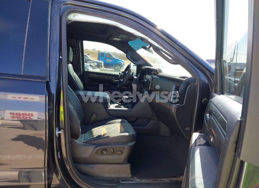 Photo 5 of 2023 Gmc Sierra 1500 4WD SHORT BOX AT4 (VIN 1GTUUEEL5PZ112868)