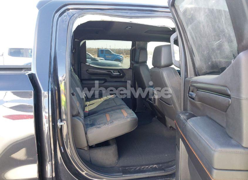 Photo 8 of 2023 Gmc Sierra 1500 4WD SHORT BOX AT4 (VIN 1GTUUEEL5PZ112868)