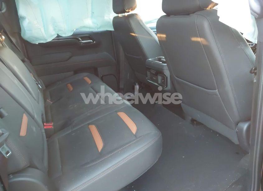 Photo 8 of 2023 Gmc Sierra 1500 4WD SHORT BOX AT4 (VIN 1GTUUEELXPZ302620)