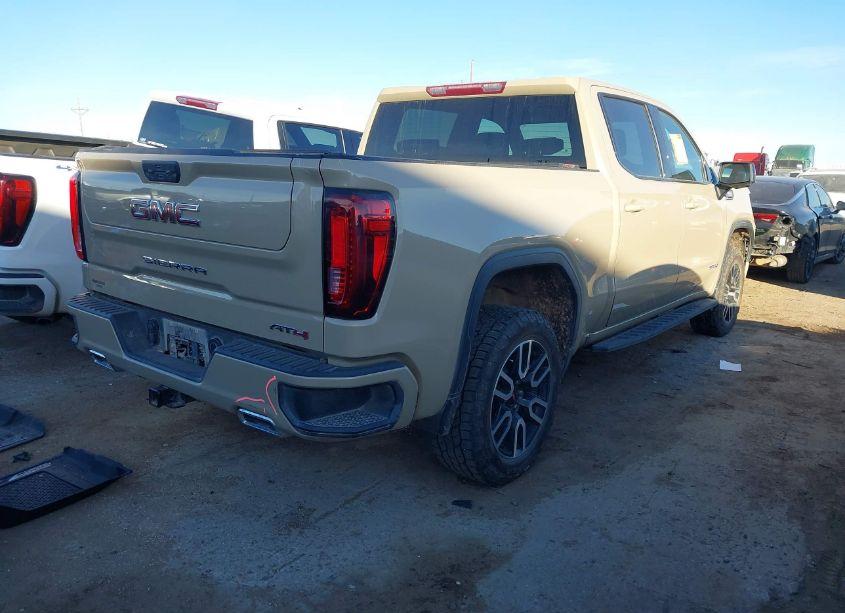 Photo 4 of 2022 Gmc Sierra 1500 4WD SHORT BOX AT4 (VIN 1GTUUEETXNZ627684)