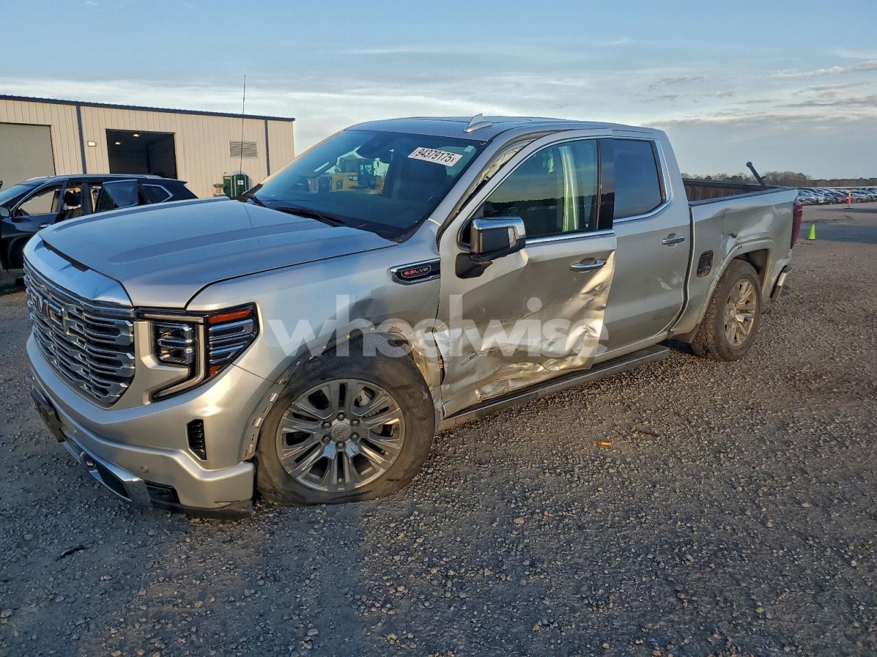 2022 GMC SIERRA K1500 DENALI (VIN 1GTUUGEL0NZ573209) main photo